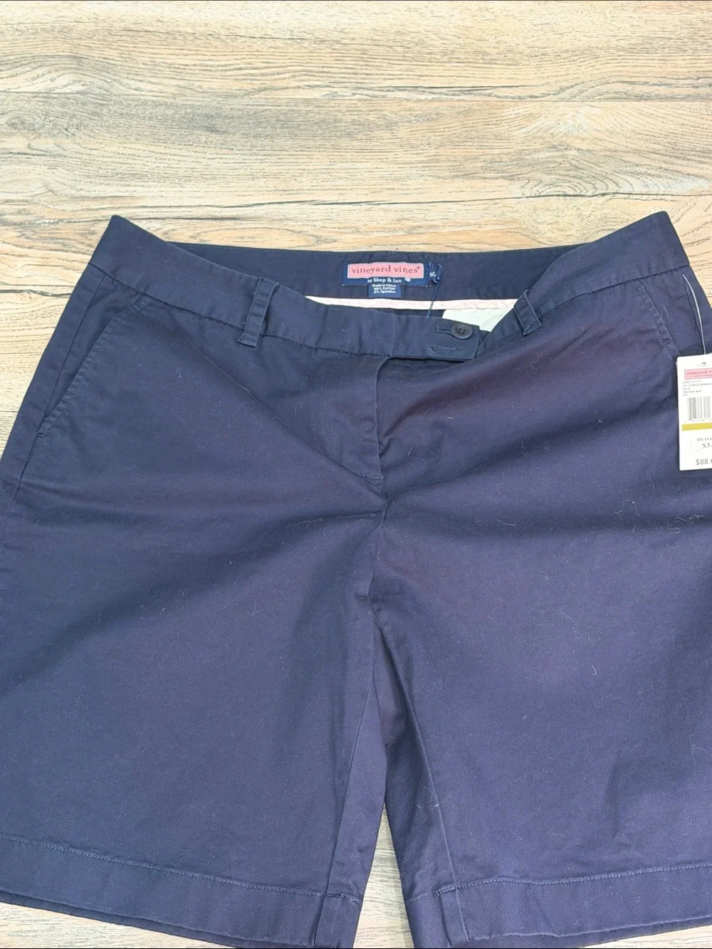 Vineyard Vines tailored navy